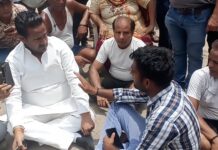करोल बाग के रामकुमार मार्ग में पानी संकट को लेकर राहुल धनक का धरना, सरकार और जल विभाग पर लगाए गंभीर आरोप